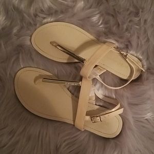BCBG Generation thing sandals